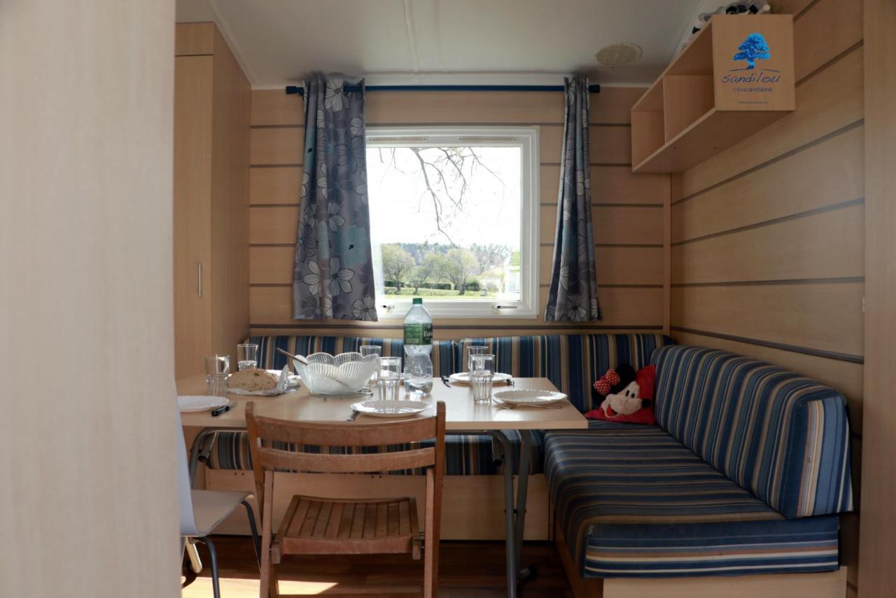 Mobilhome Paradis Bikini Sigean Exteriör bild